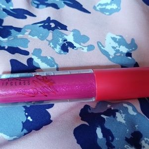 Mac lip gloss limited edition